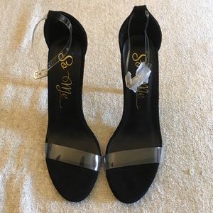 New Ankle strap sandals